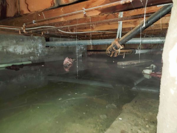 Crawlspace Water Restoration in Burleson